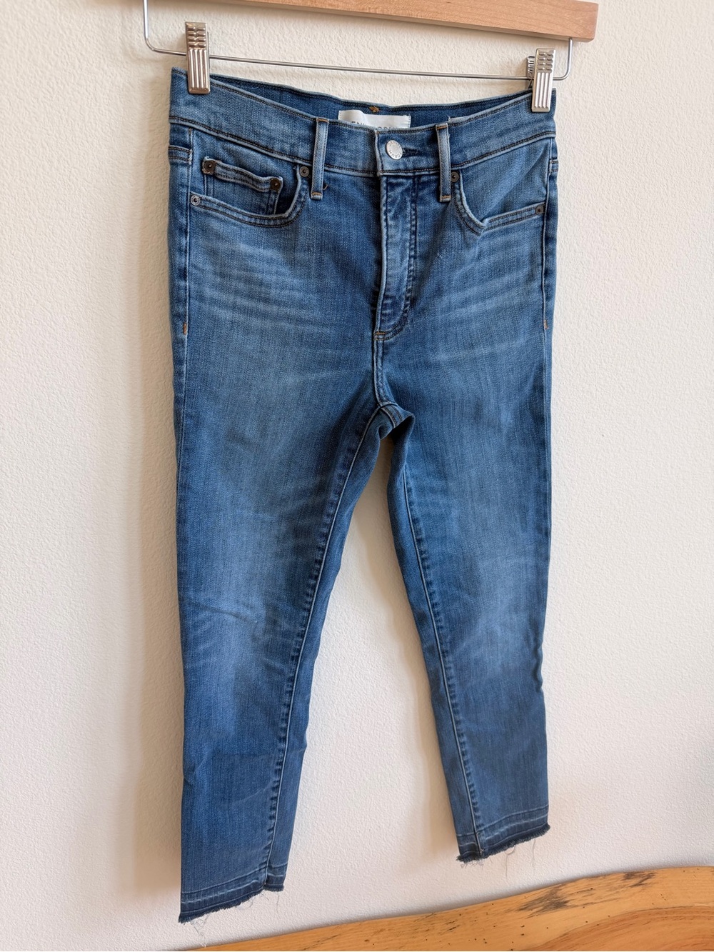Denim Forum Nico Mid Rise Cropped Skinny Jeans